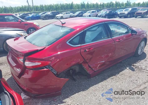 2016 Ford Fusion Se z USA, uszkodzony, nr VIN 3FA6P0T97GR154592